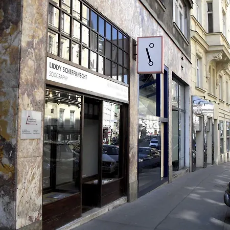 City Centre Klimts Balcony Vienna Exterior photo